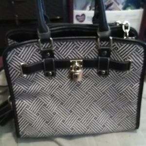 Black and white big shoulder bag